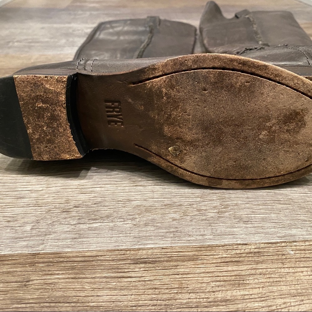 Frye Cara boots smoke size 6 - Picture 2 of 4